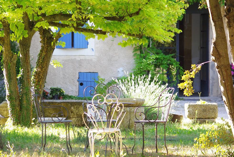 Mas la Vitalis Chambres D'Hôtes LʼIsle-sur-la-Sorgue Exterior foto